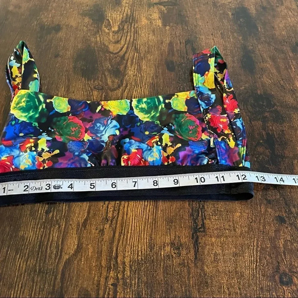 Glow8 multi color cute sports bra - Picture 3 of 15